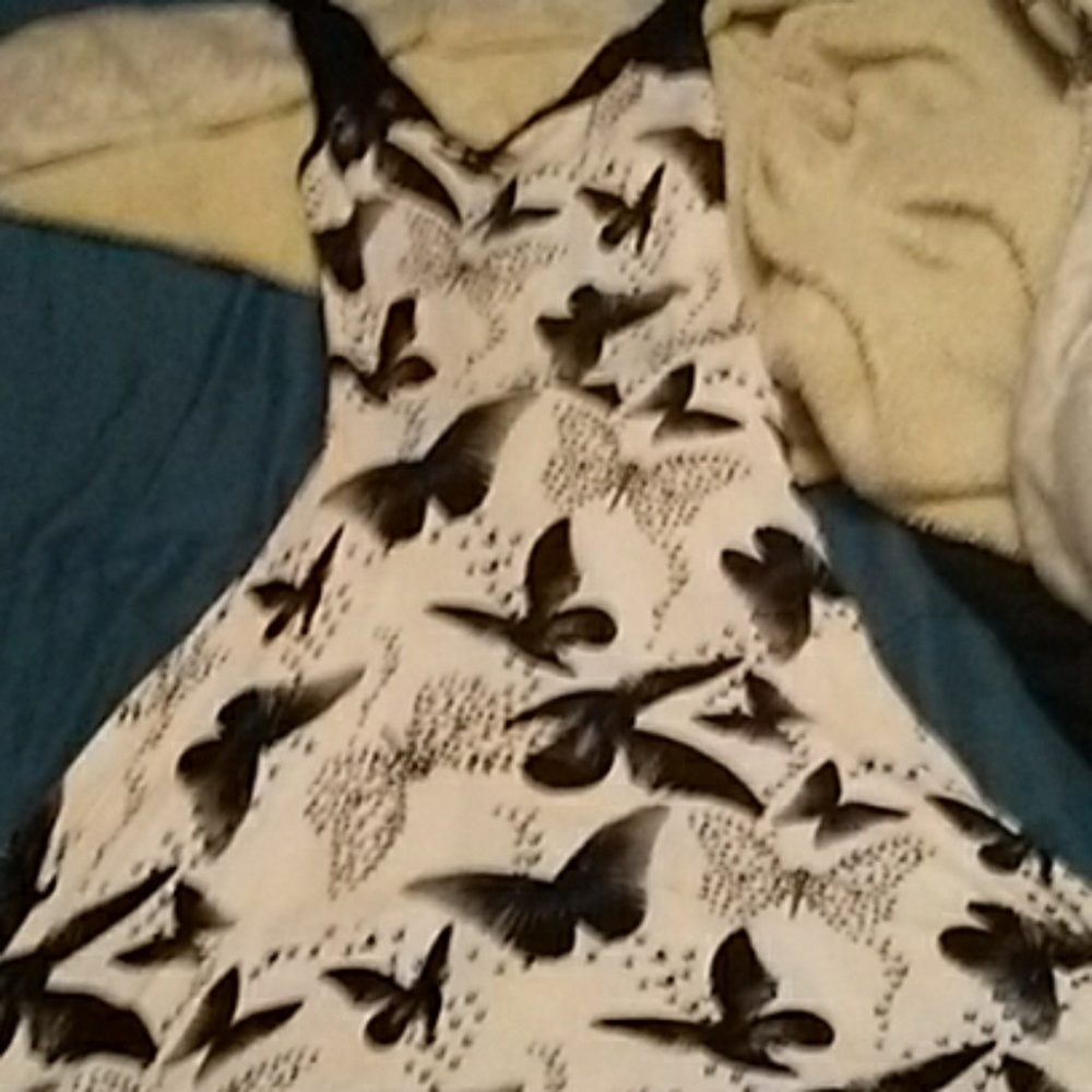 Hot topic dress